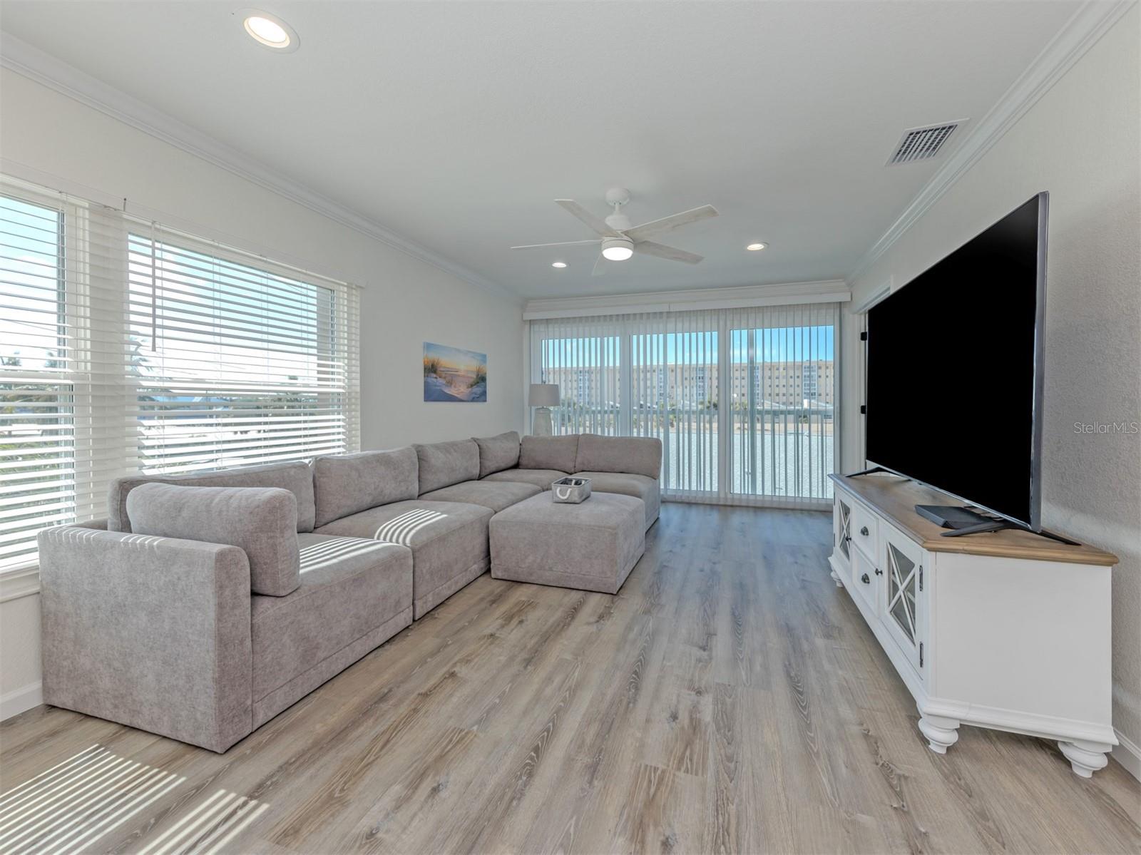 1400 Tarpon Center Dr #314 Property Photo 32