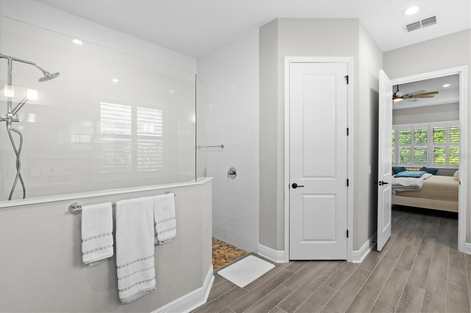 21221 Holmes Cir Property Photo 41