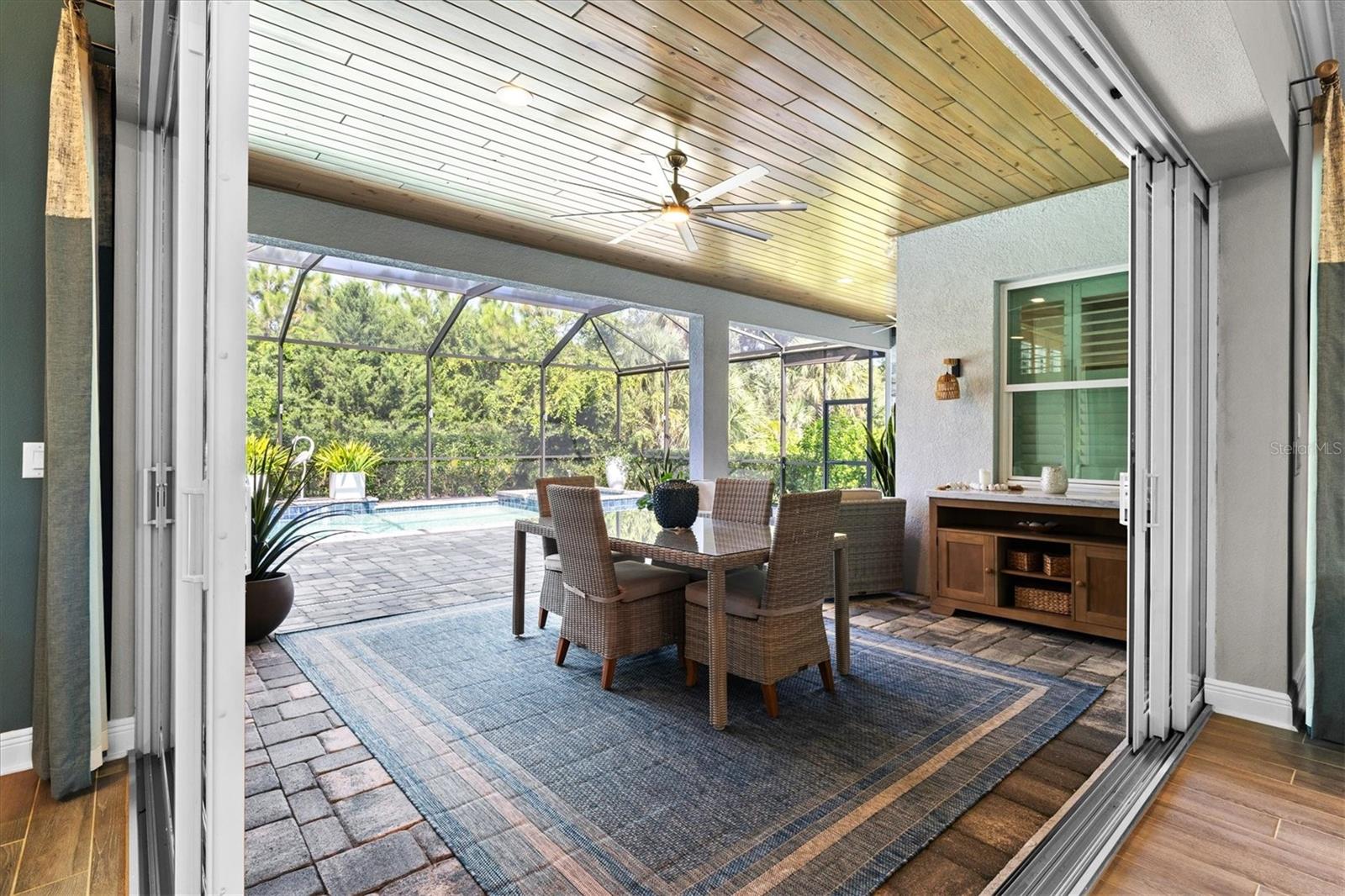 21221 Holmes Cir Property Photo 60
