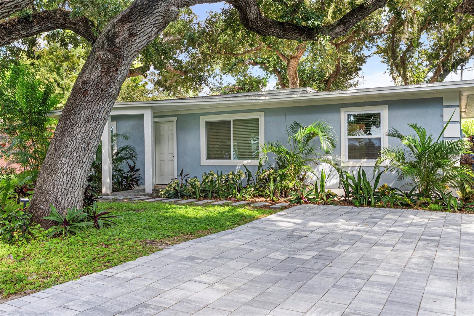1112 Sunset Ave Property Photo 3