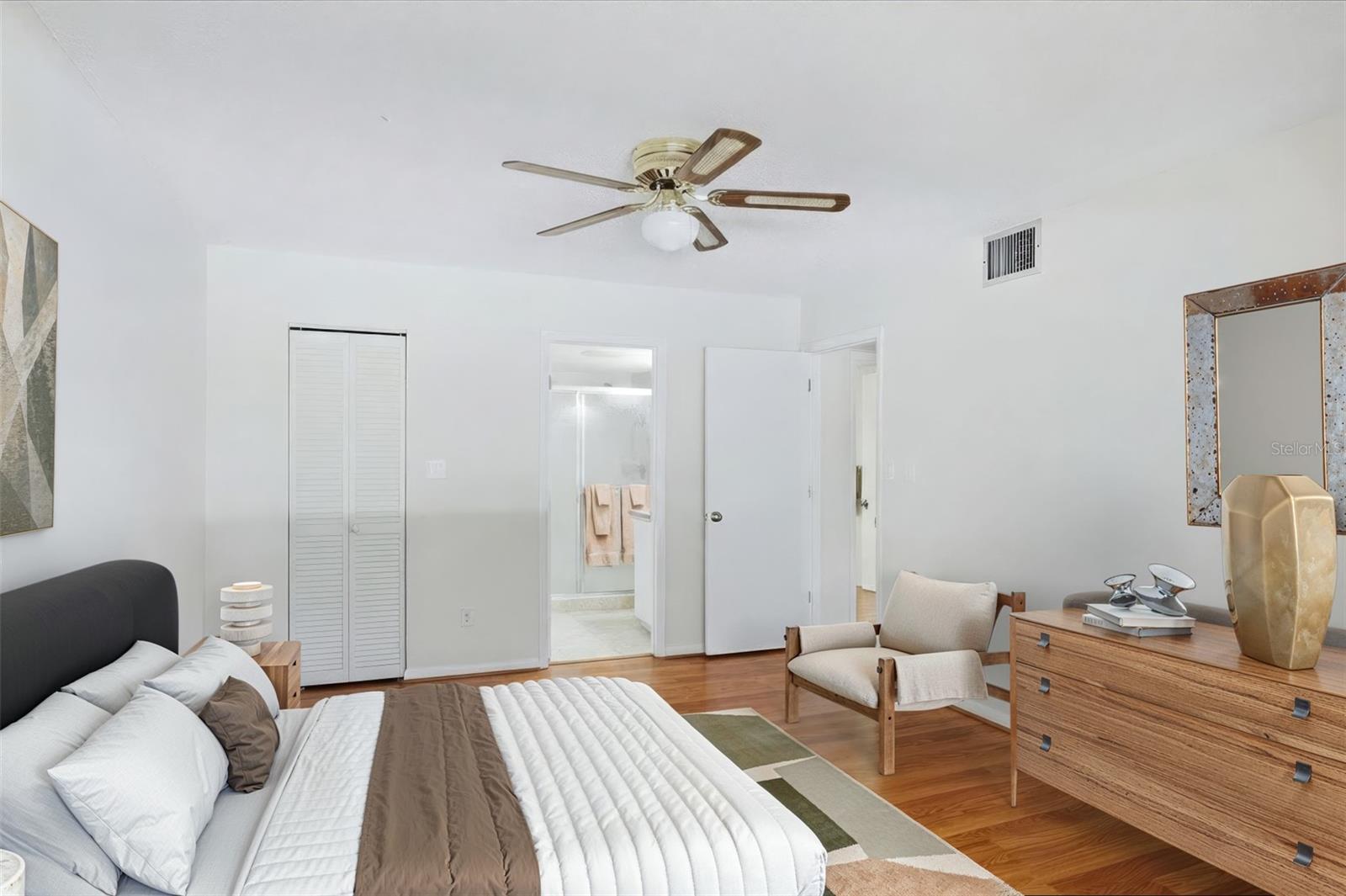 630 Bird Bay Dr E #205 Property Photo 21