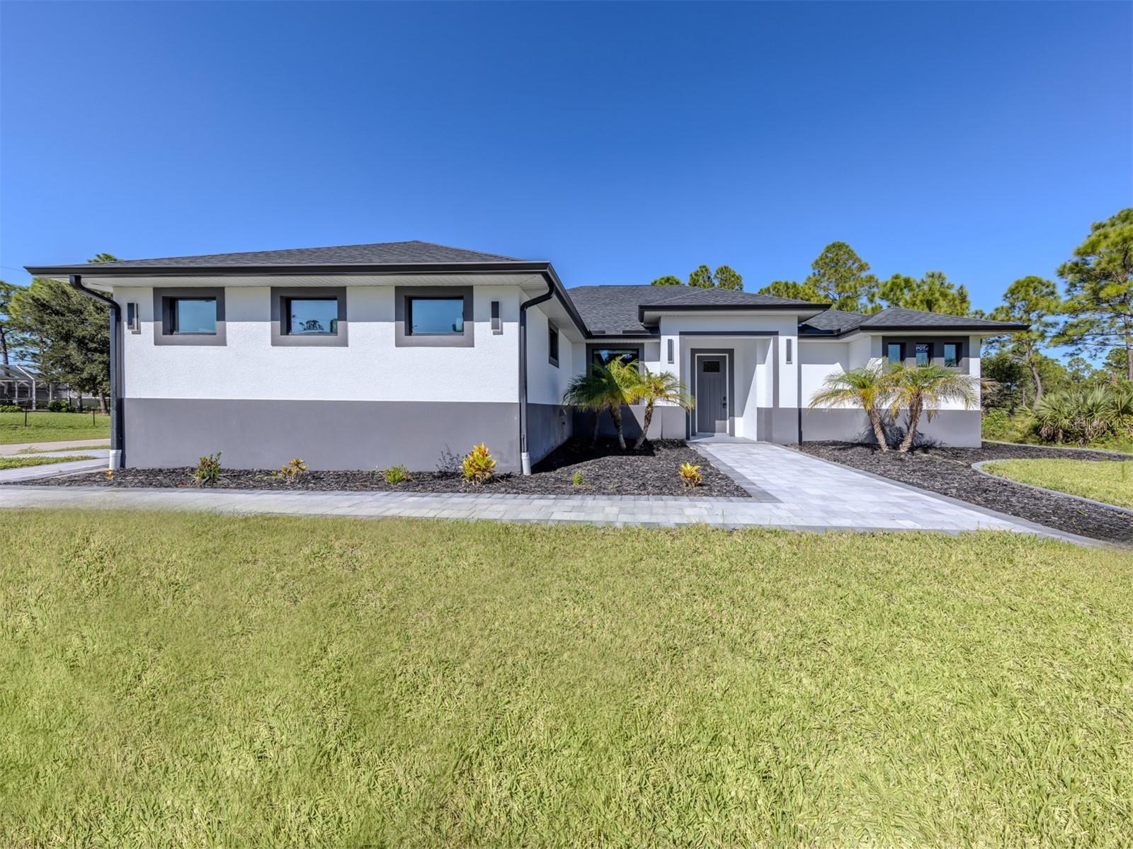 2385 Ecker Ter Property Photo 4