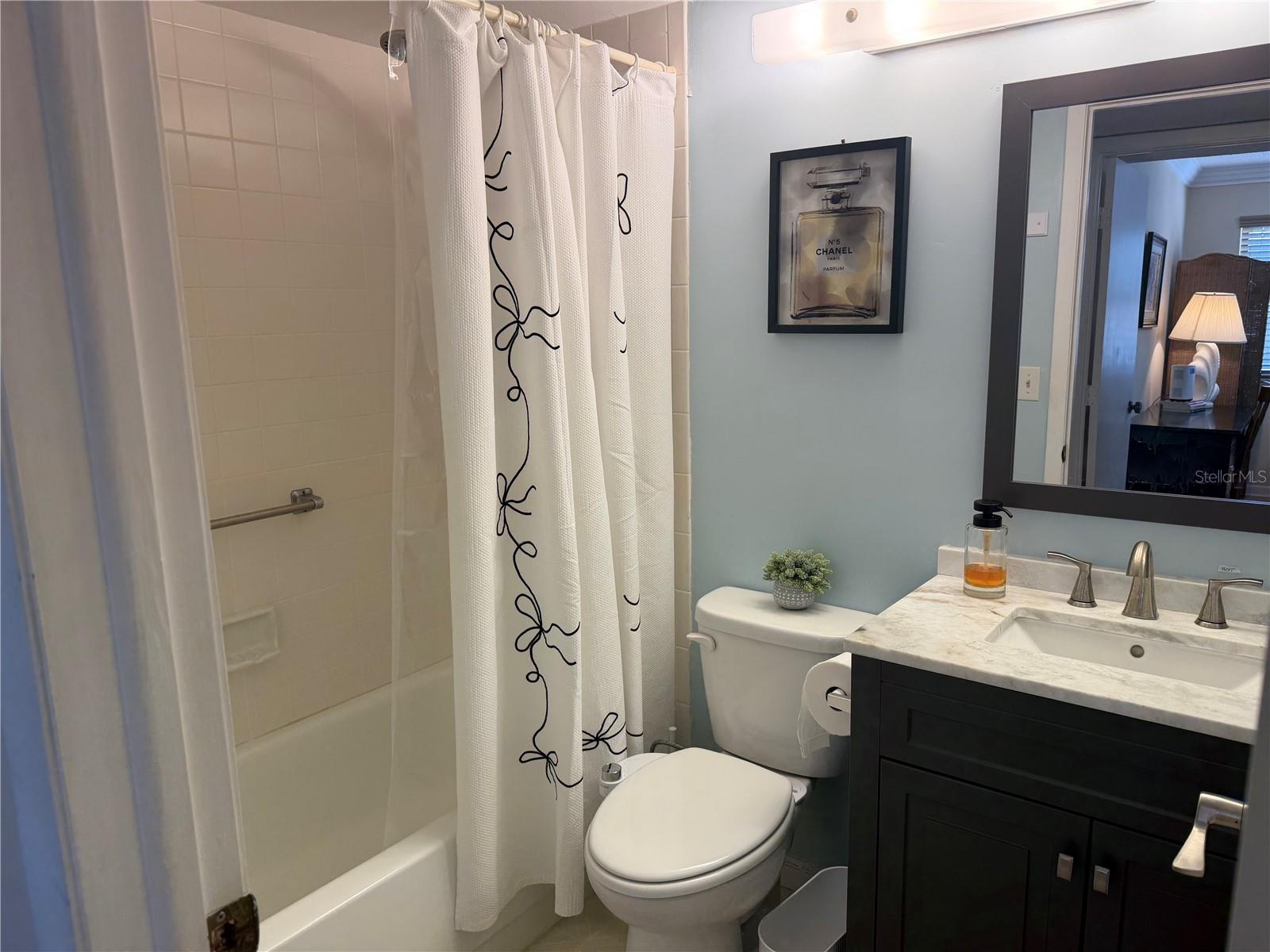 634 Bird Bay Dr E #201 Property Photo 14