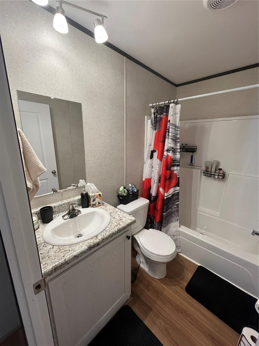 214 Como Dr Property Photo 37