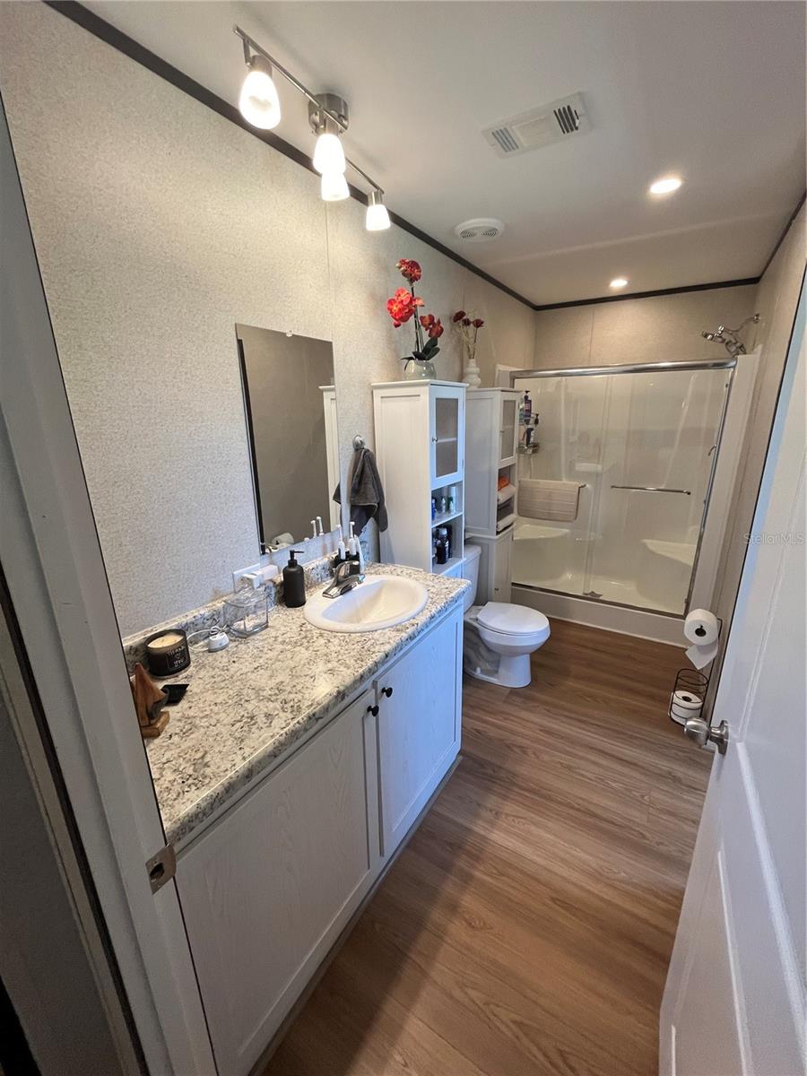 214 Como Dr Property Photo 47