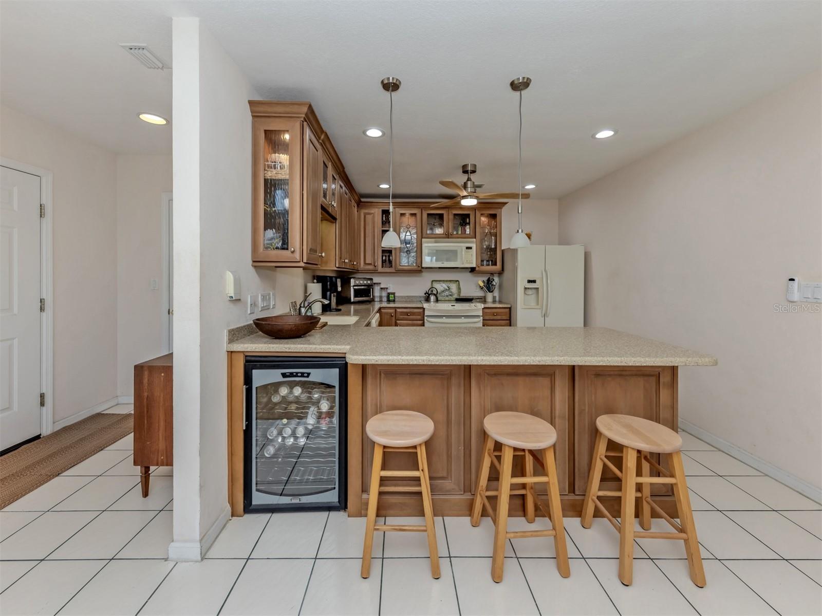 3220 Southshore Dr #24b Property Photo 11
