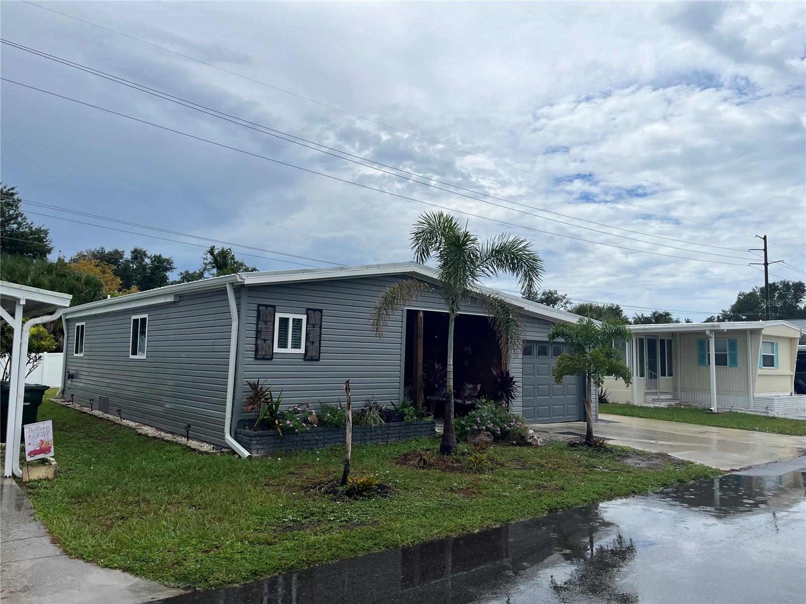 408 S CERVINA DR S Property Photo 1
