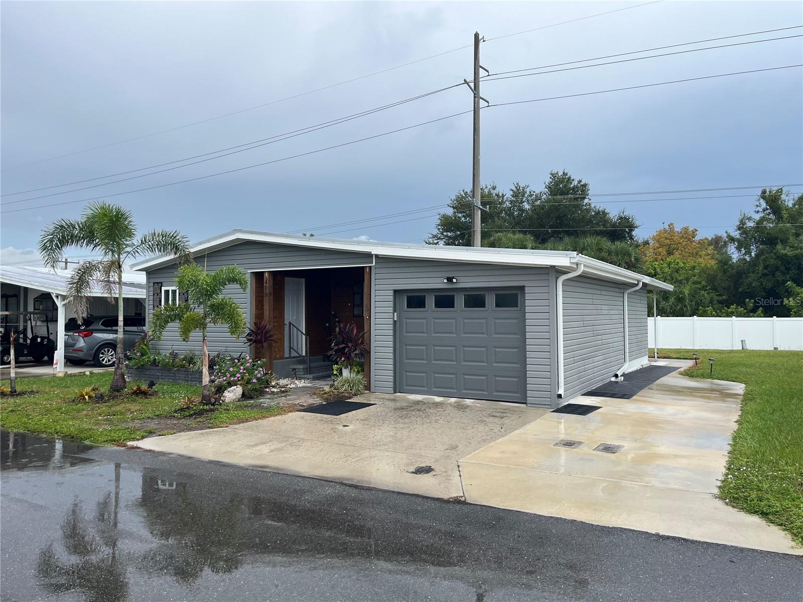 408 S Cervina Dr S Property Photo 2