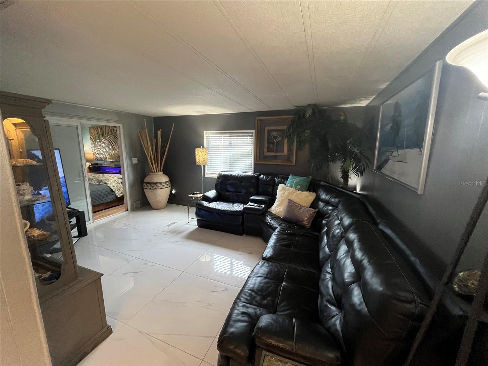 408 S Cervina Dr S Property Photo 12
