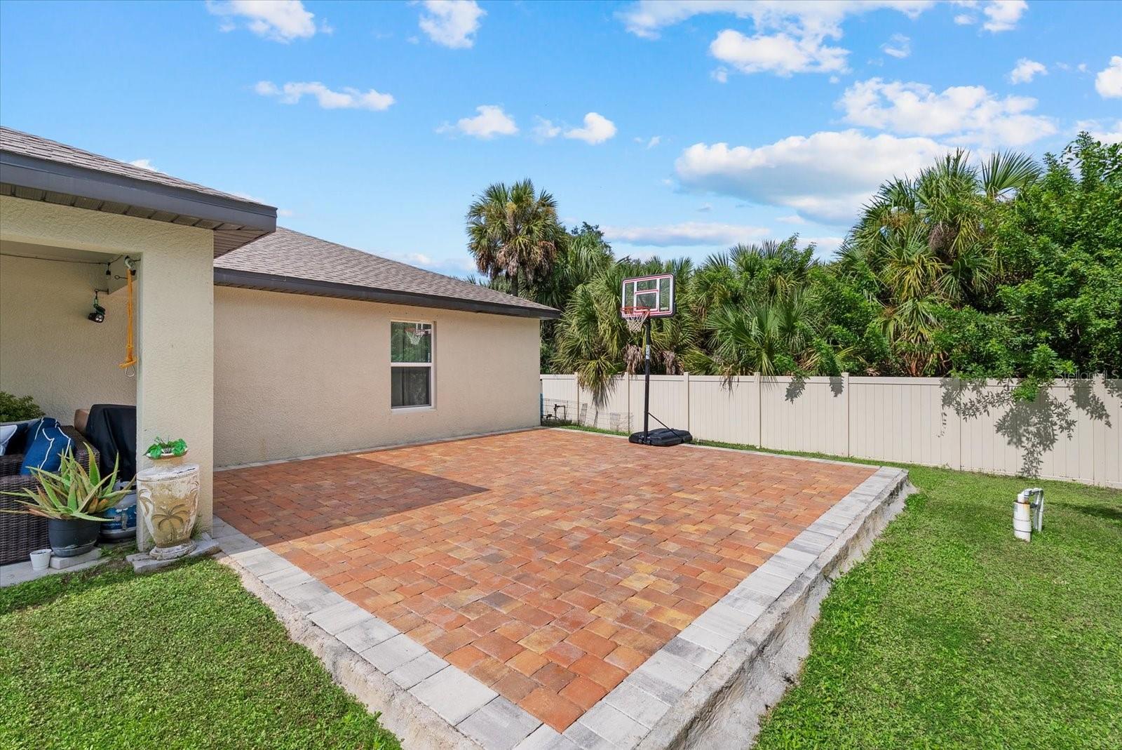 4374 Triby Ter Property Photo 6