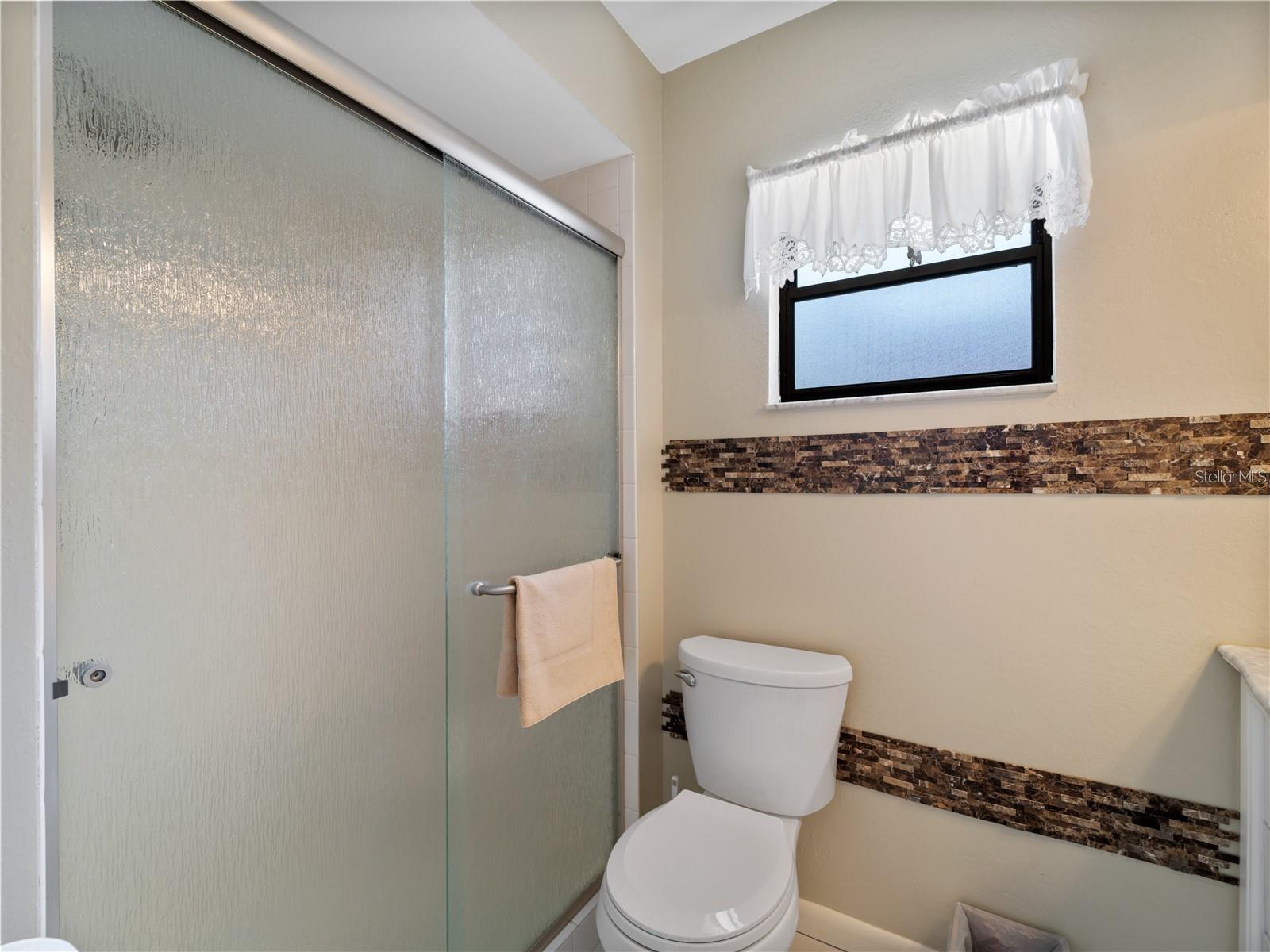 1708 Lakeside Dr #1710b Property Photo 16