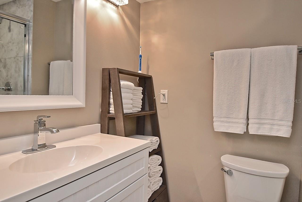 2121 Wood St #201 Property Photo 12
