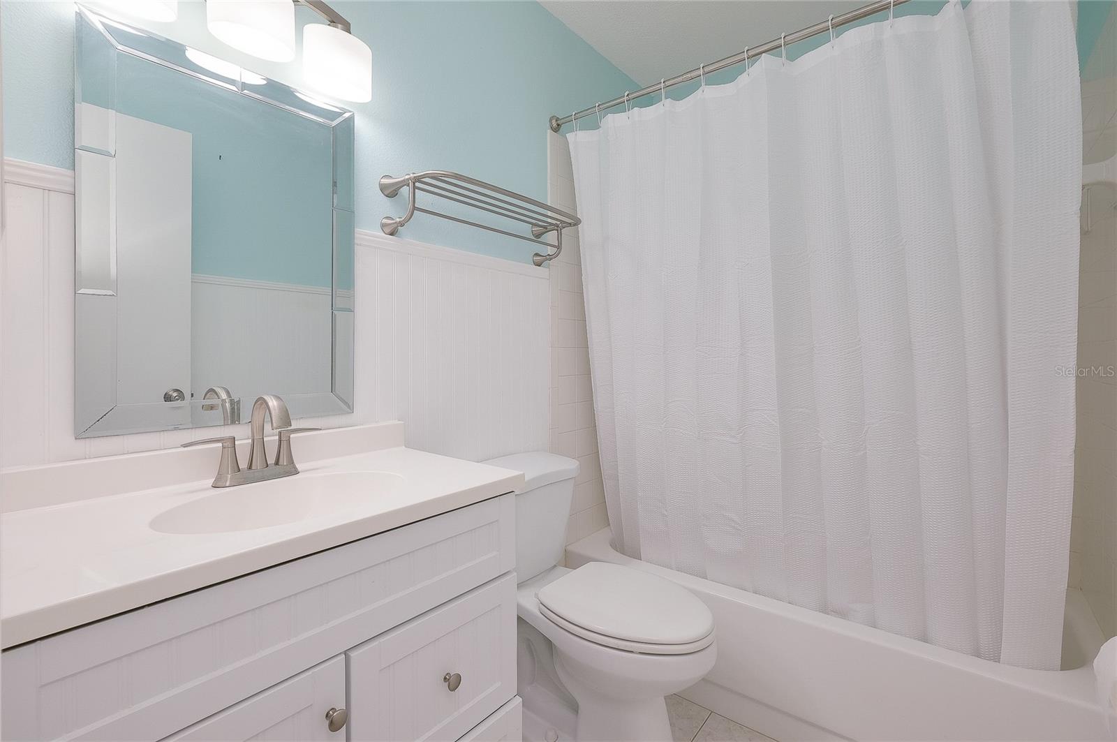 6133 Thorman Rd E Property Photo 25