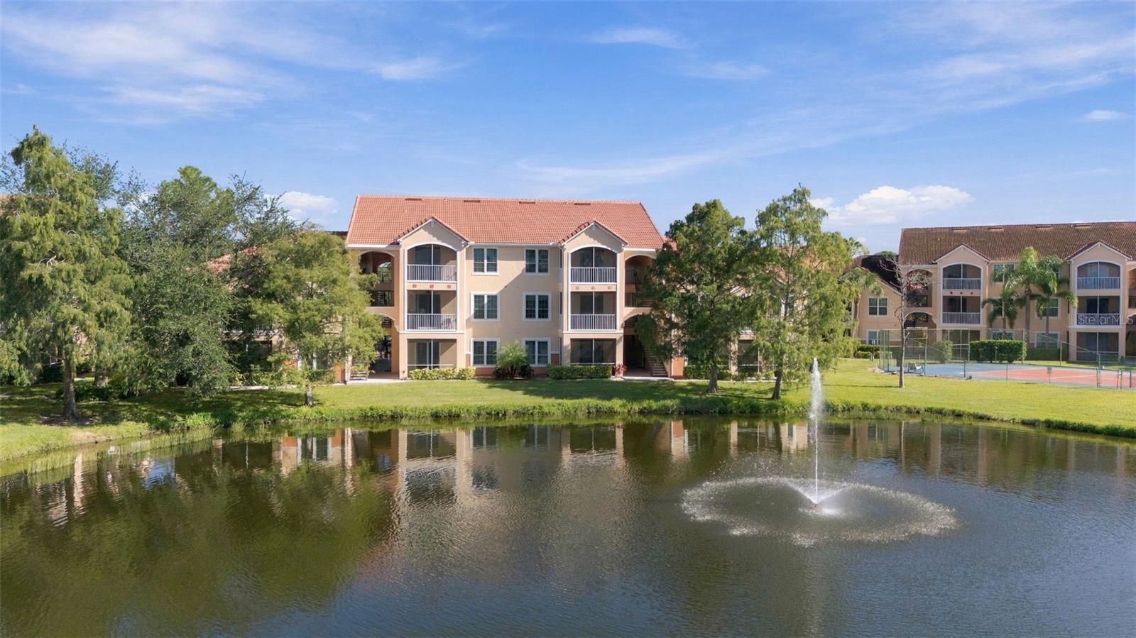 4138 CENTRAL SARASOTA PKWY #1524 Property Photo 1