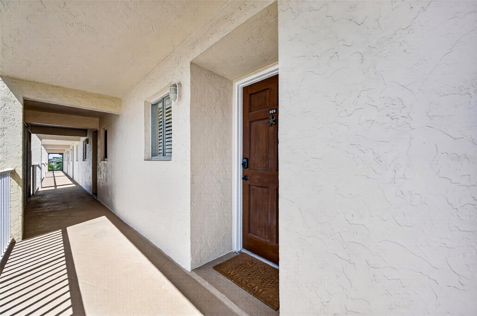 995 Laguna Dr #305 Property Photo 2