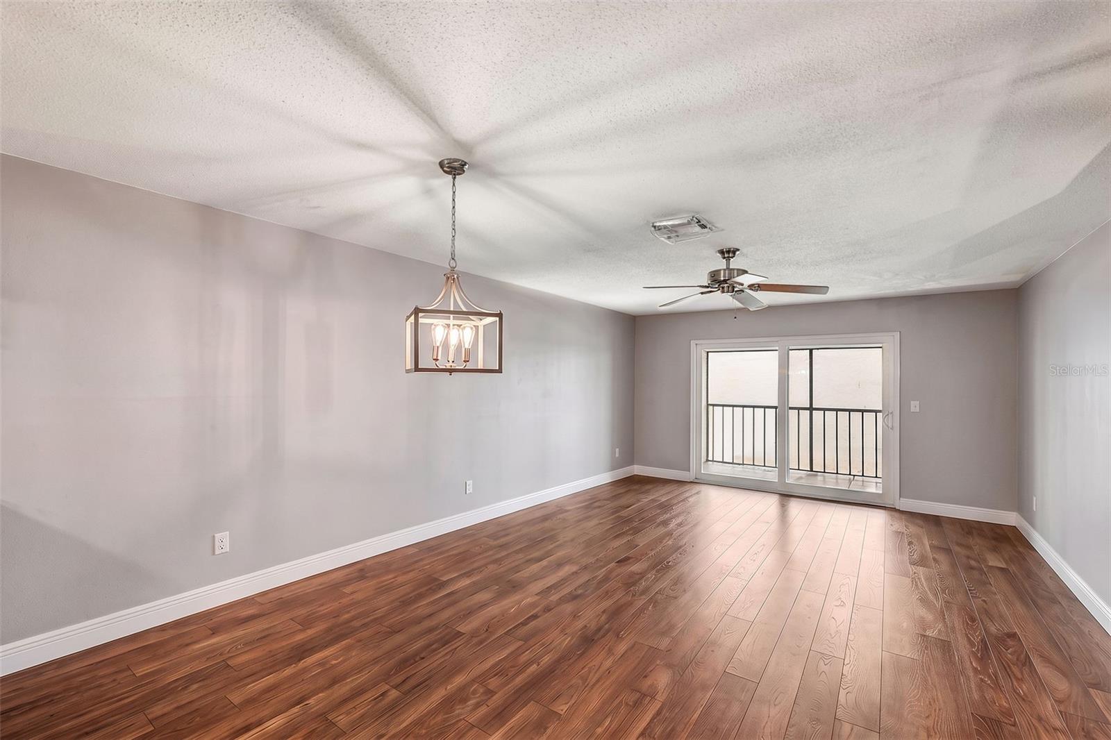 430 Mission Trl E #b Property Photo 7