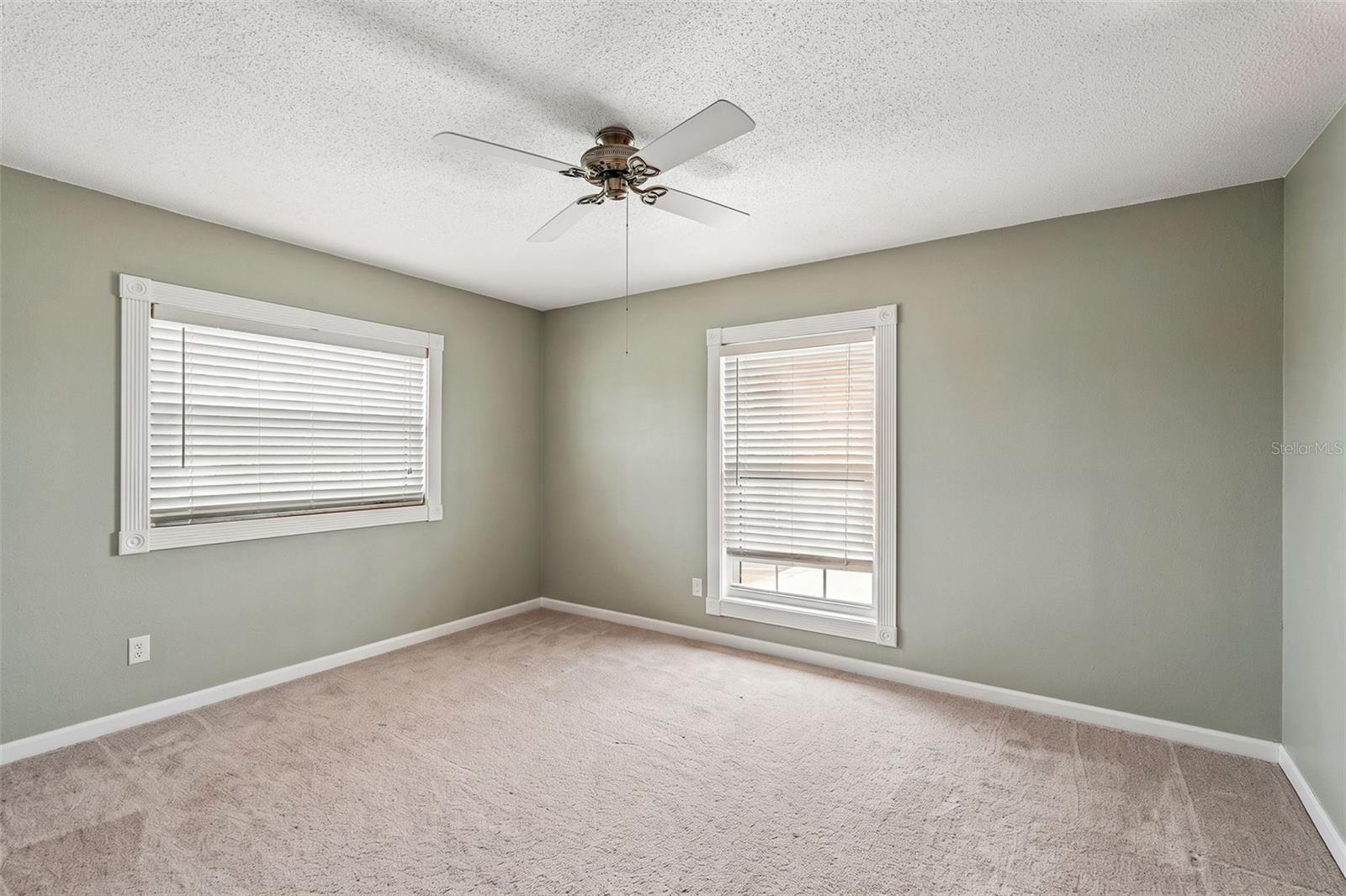 430 Mission Trl E #b Property Photo 10