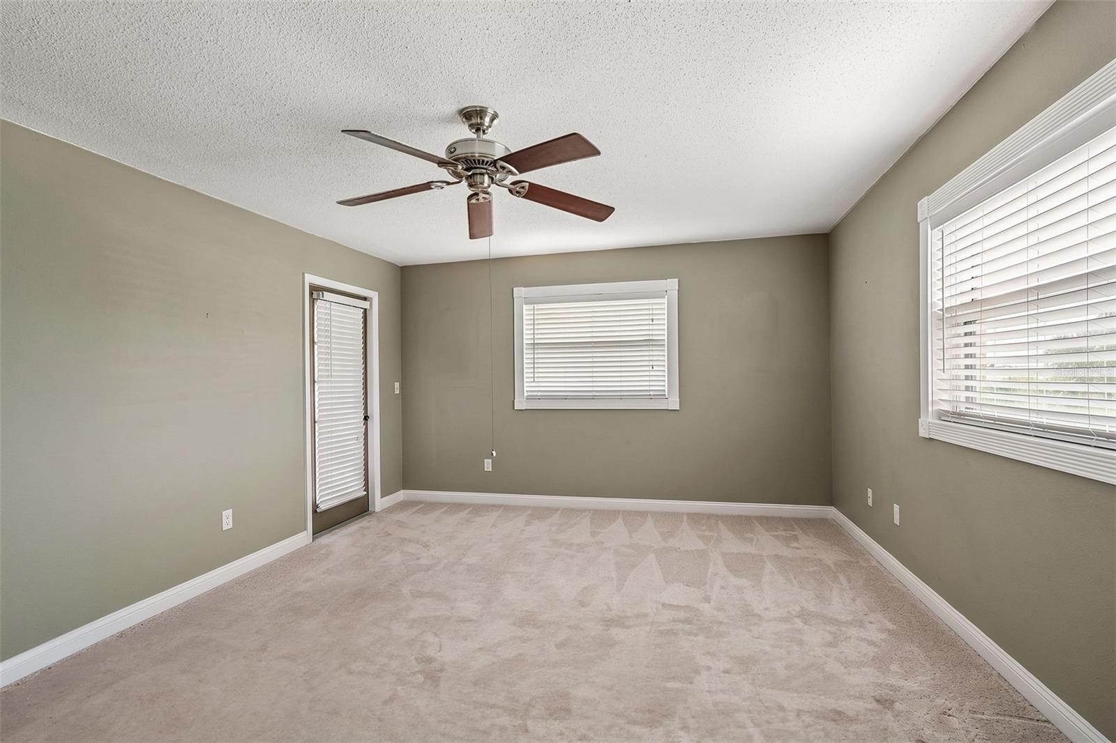 430 Mission Trl E #b Property Photo 11