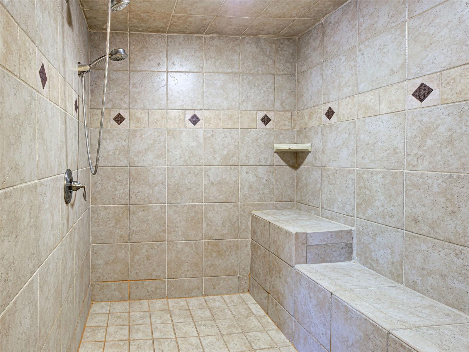 23102 Madelyn Ave Property Photo 31