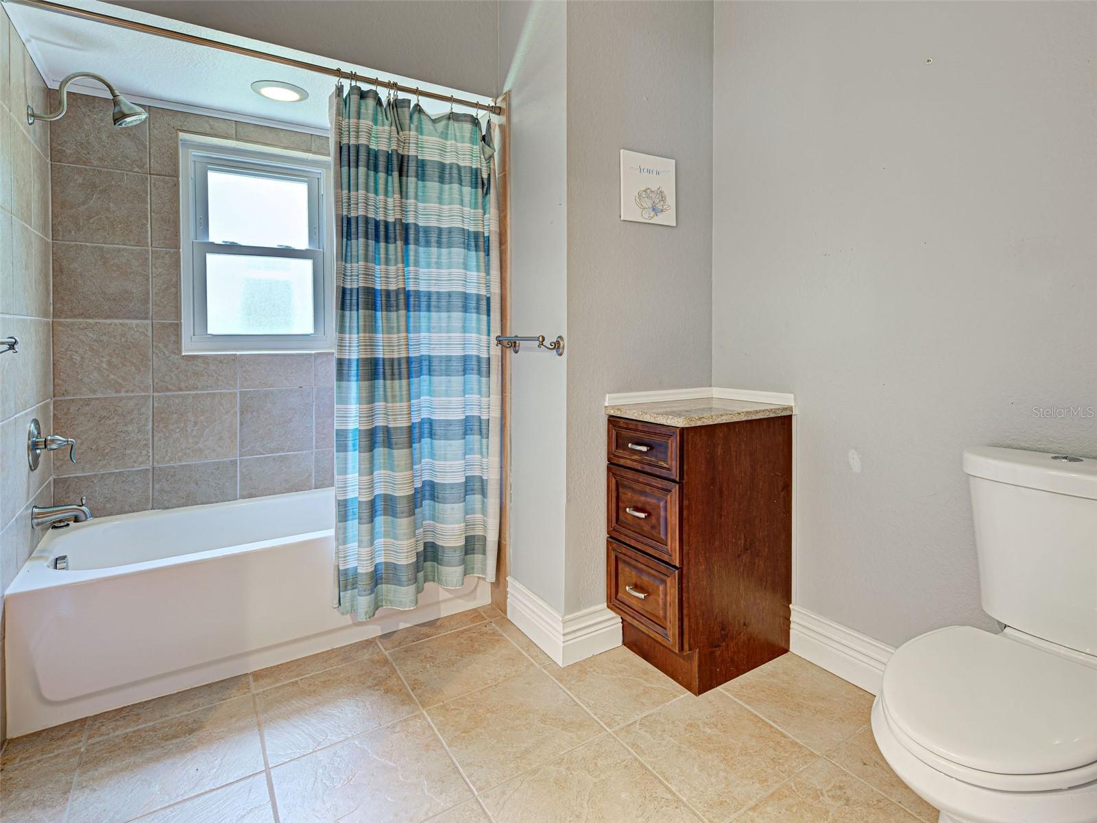 23102 Madelyn Ave Property Photo 36