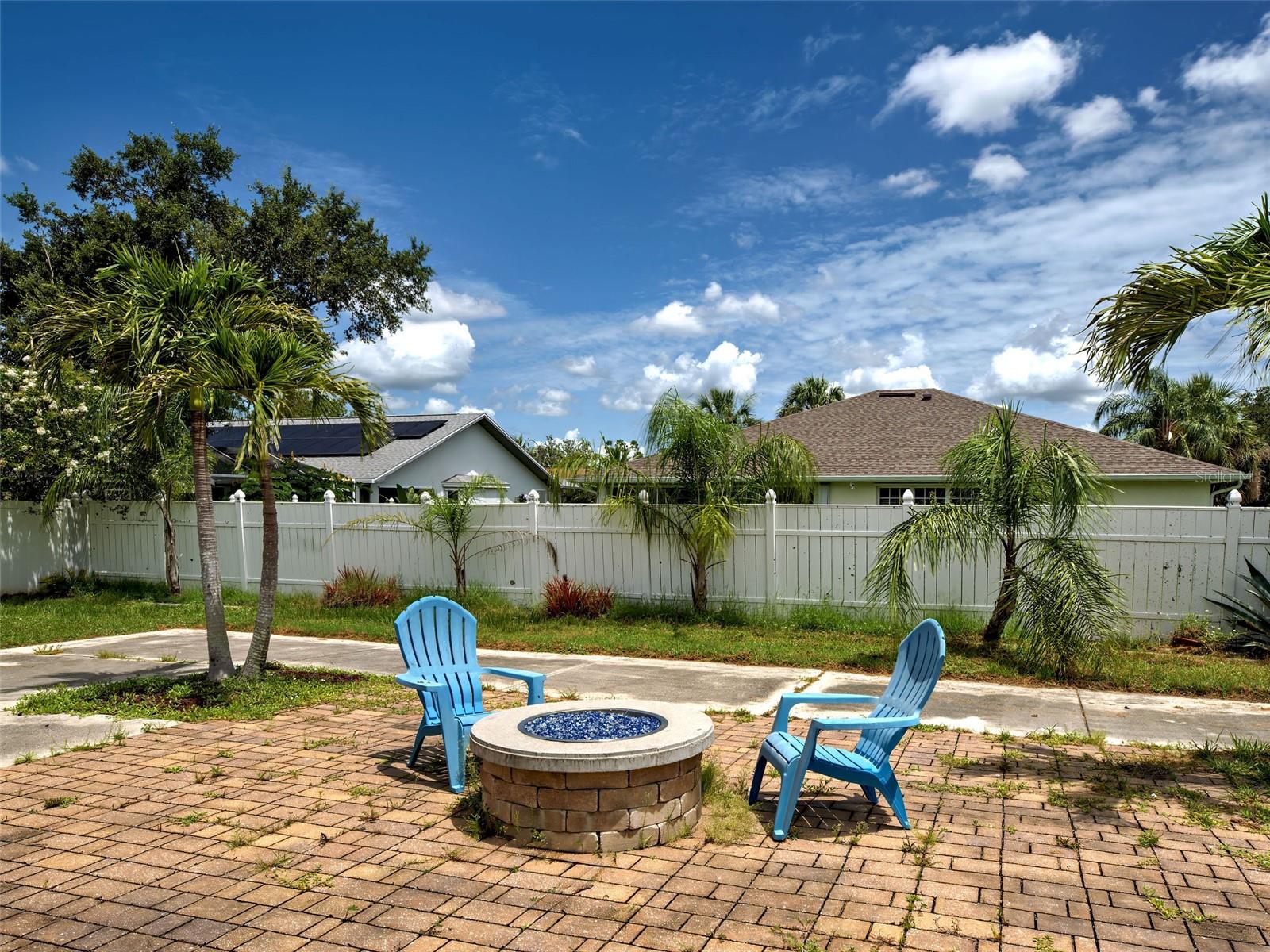 23102 Madelyn Ave Property Photo 46