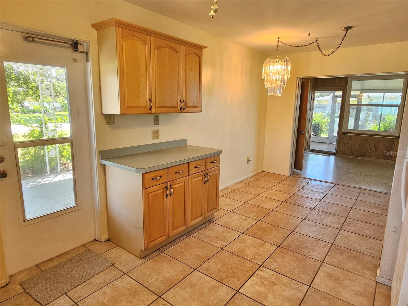 264 Glen Oak Rd Property Photo 9