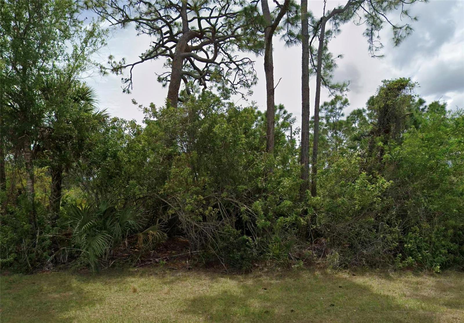 13451 Eleanor Ave Property Photo 5
