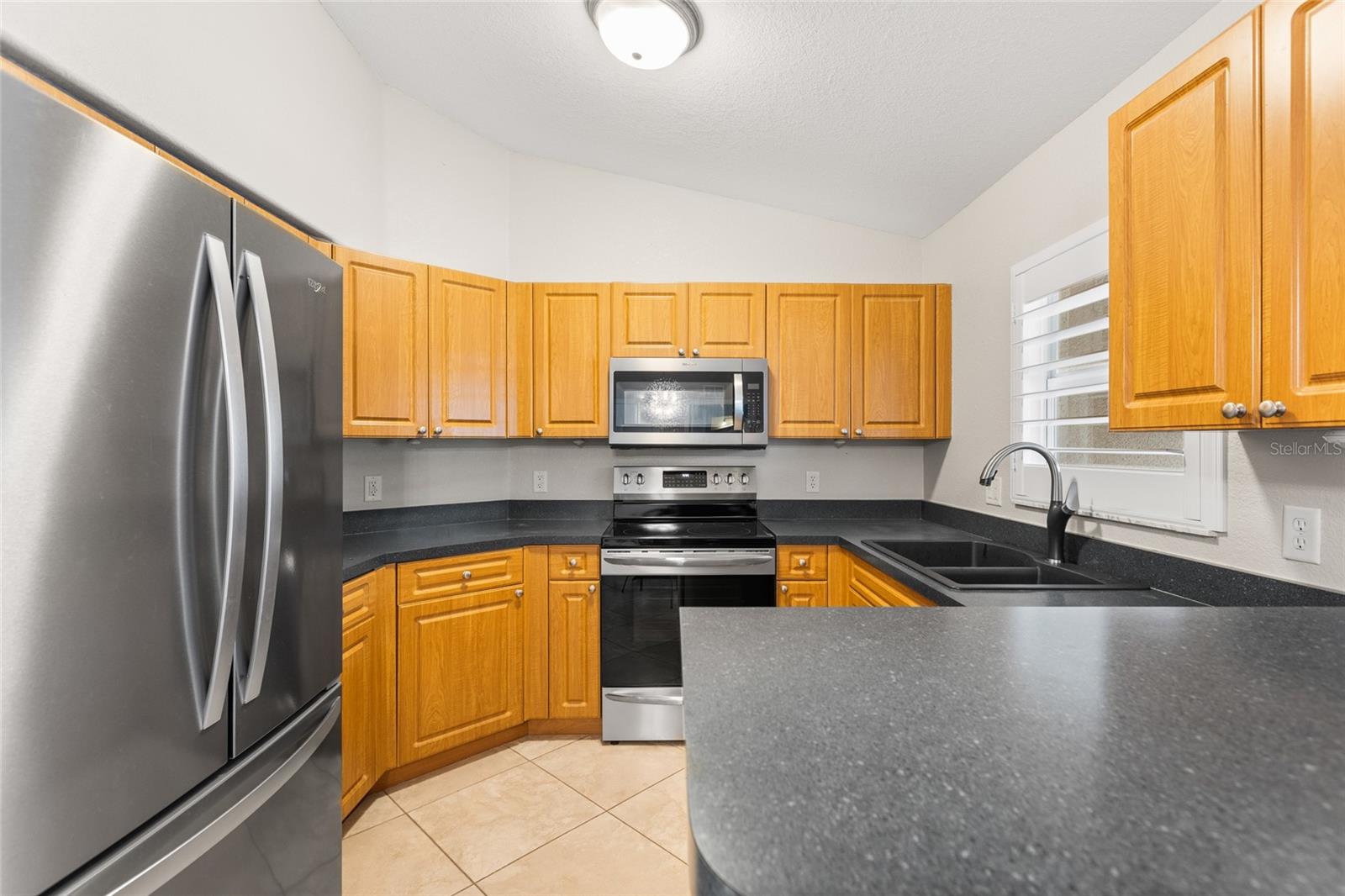4639 Kenoska St Property Photo 18