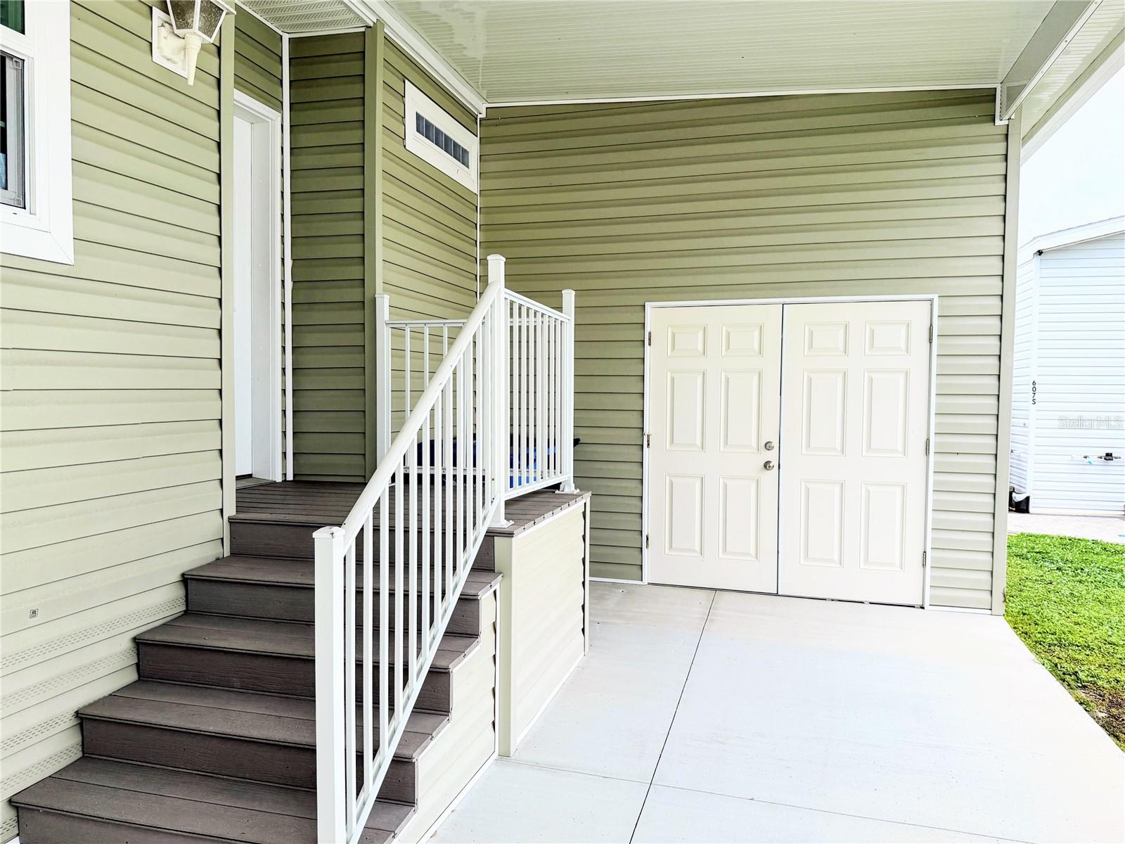 612 Carefree Property Photo 2