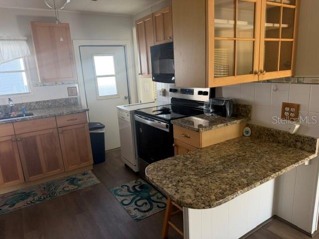 125 Park Ave Property Photo 5