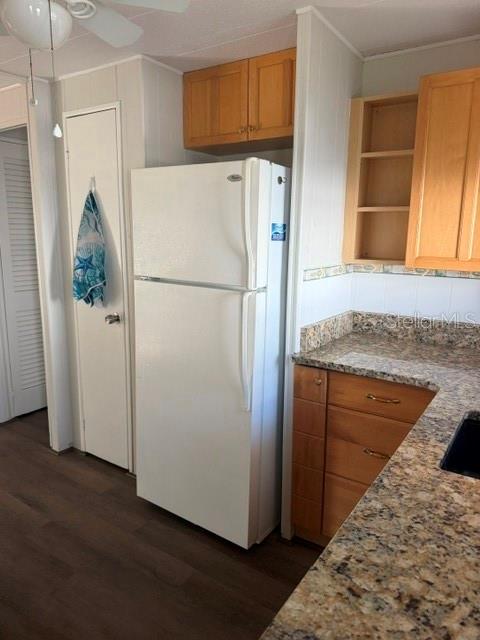 125 Park Ave Property Photo 6
