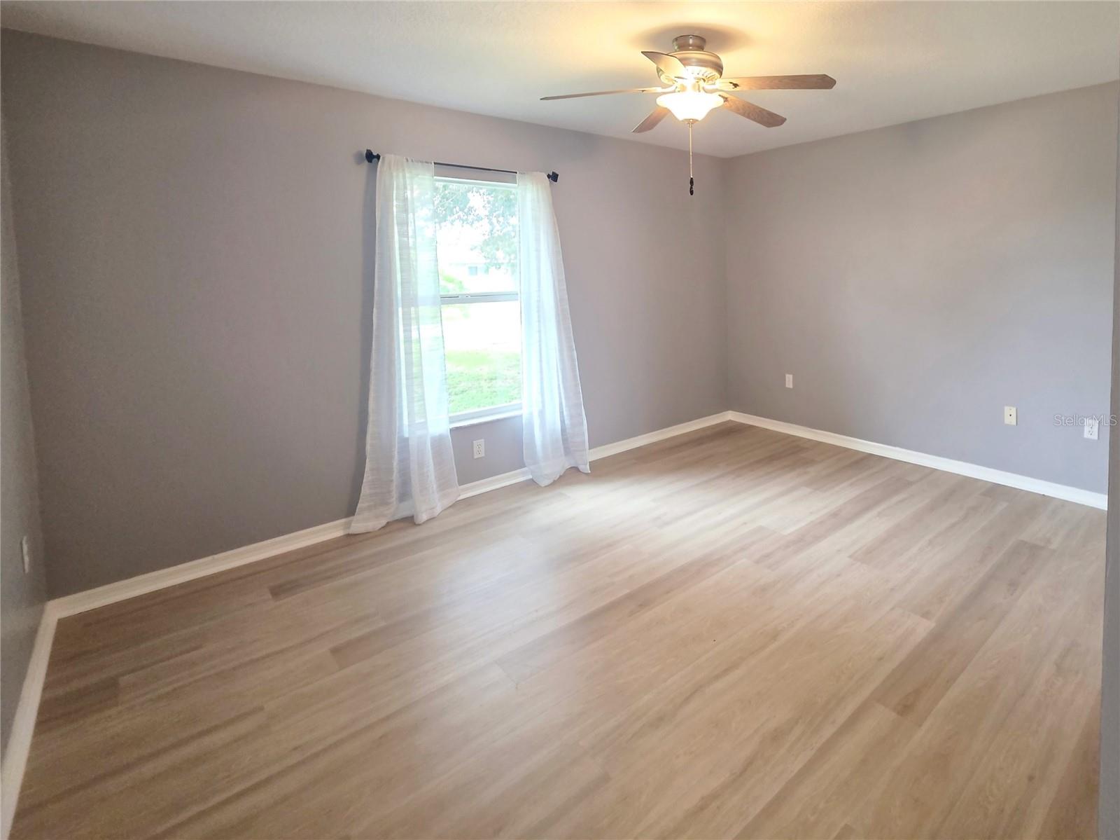 924 Euclid Property Photo 16