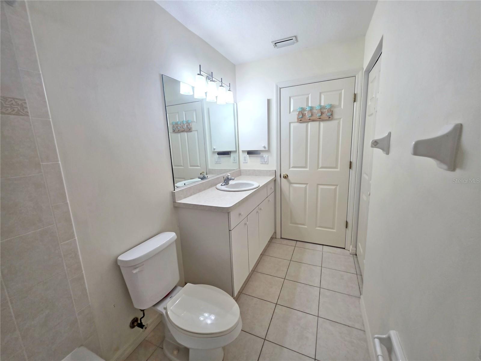 924 Euclid Property Photo 19