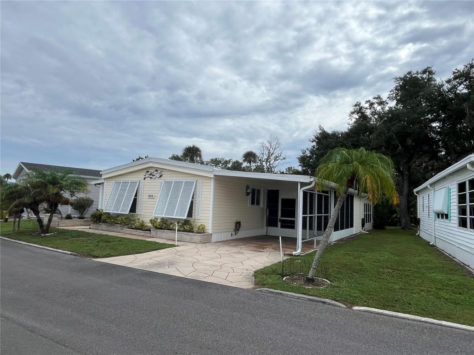 623 Cervina Dr Property Photo 2