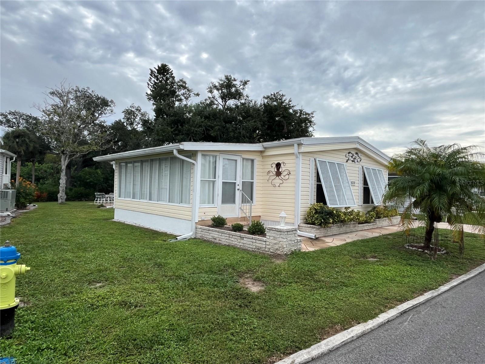 623 Cervina Dr Property Photo 4