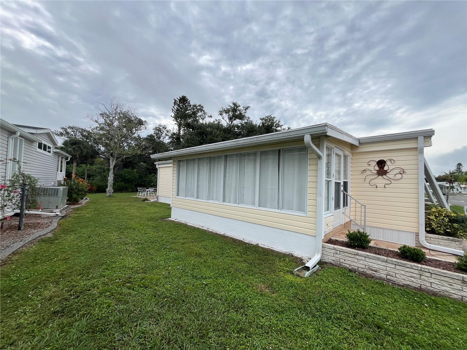 623 Cervina Dr Property Photo 5