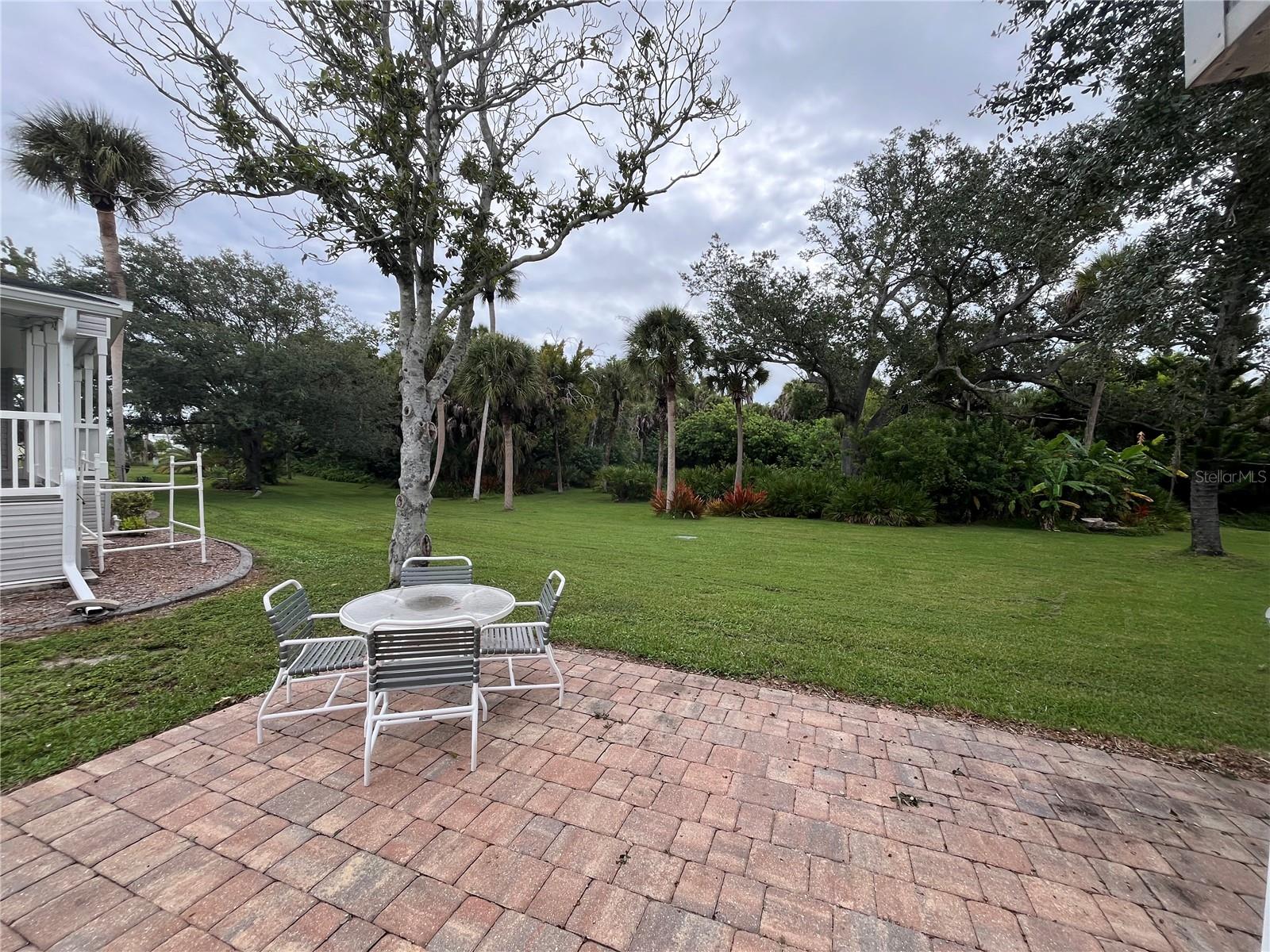 623 Cervina Dr Property Photo 8