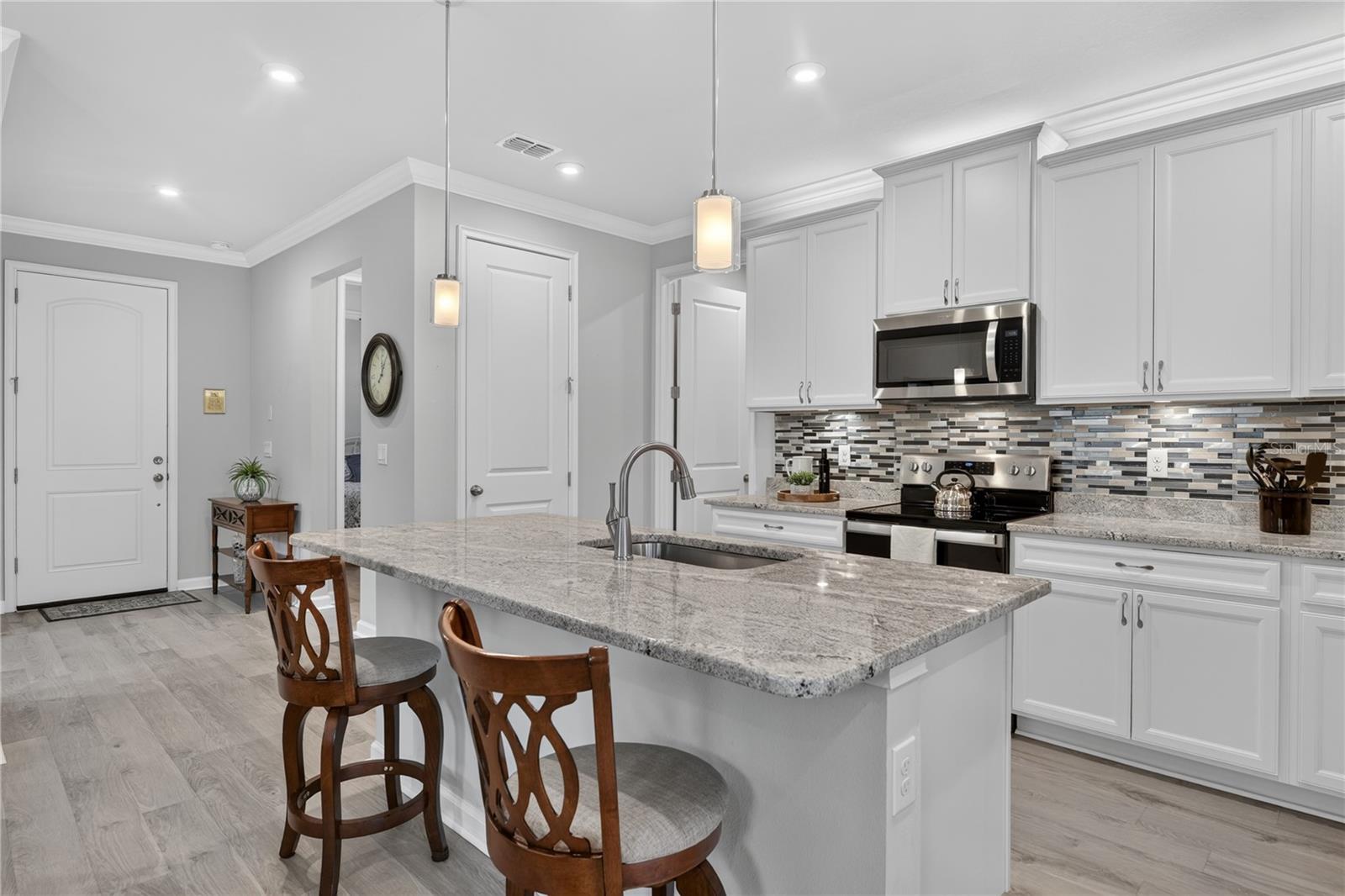 11598 Alessandro Ln Property Photo 10