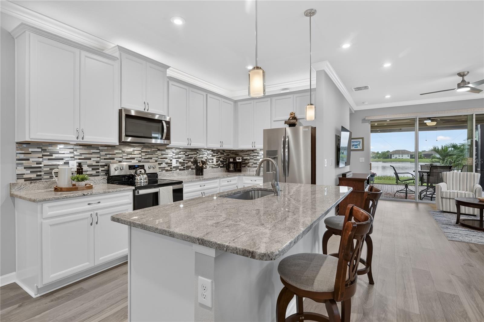 11598 Alessandro Ln Property Photo 14