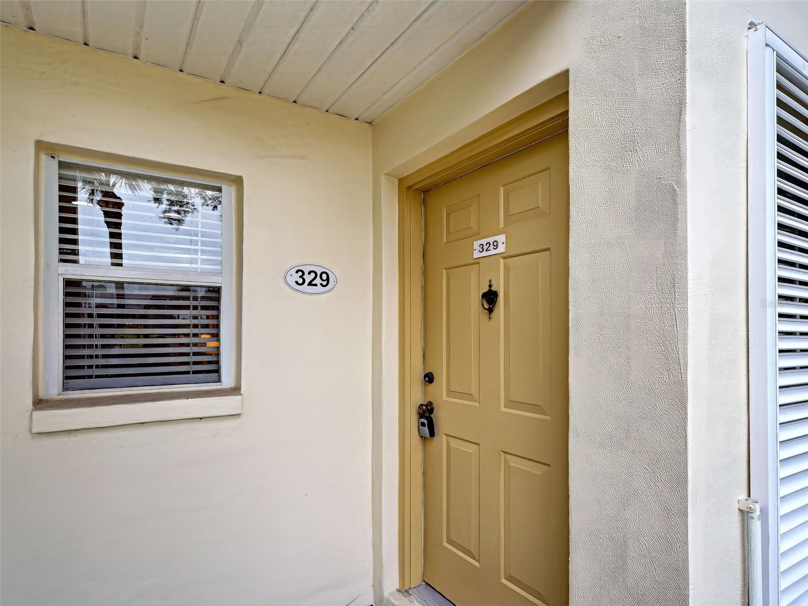 435 Cerromar Ln #329 Property Photo 7