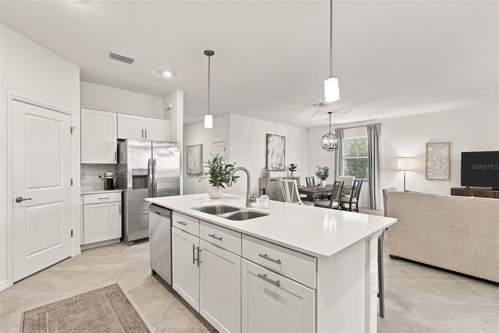 17085 Luminous Ave Property Photo 13