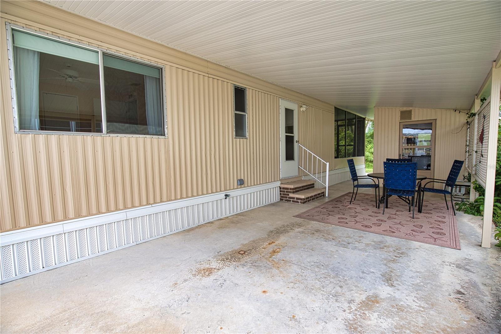 236 N Fiji Cir Property Photo 40