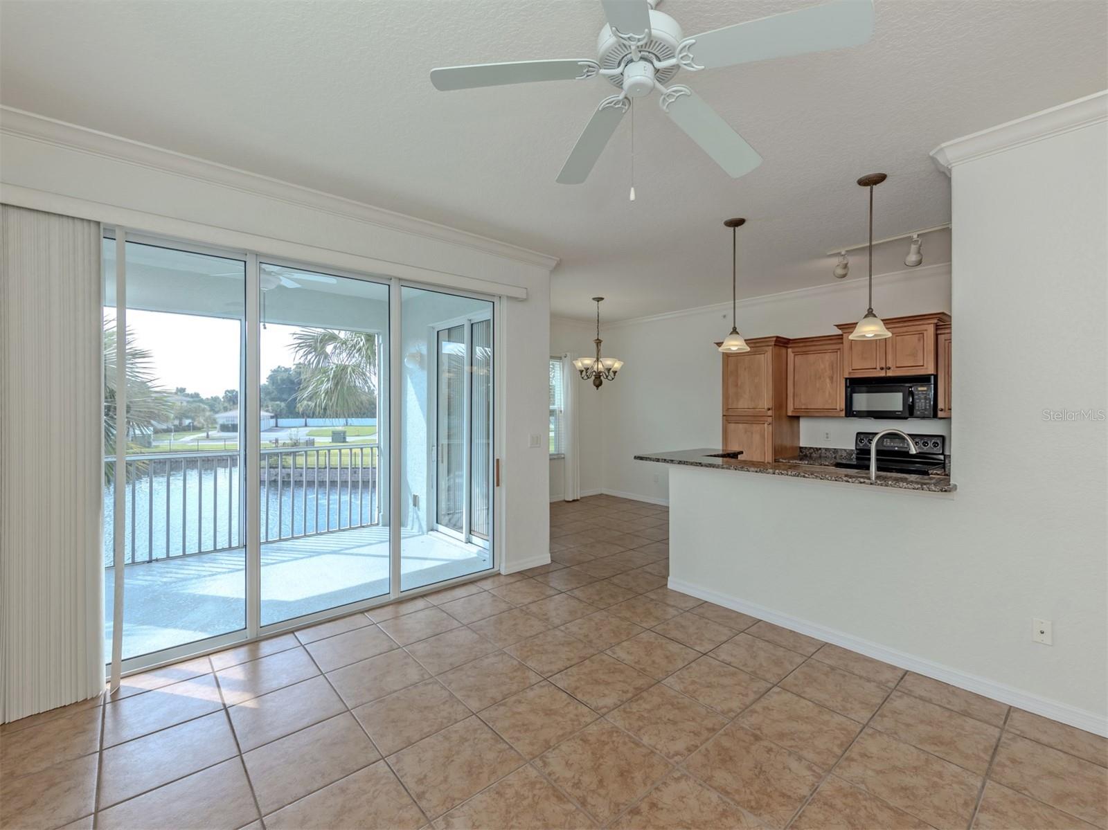 700 Gardens Edge Dr #721 Property Photo 4