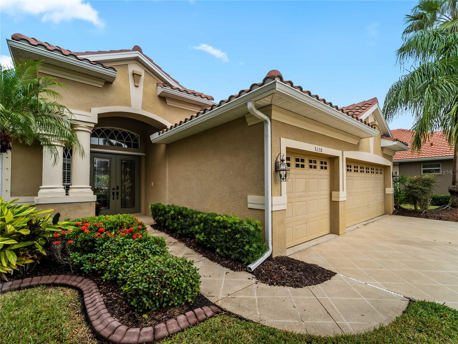 5130 Laurel Oak Ct Property Photo 2