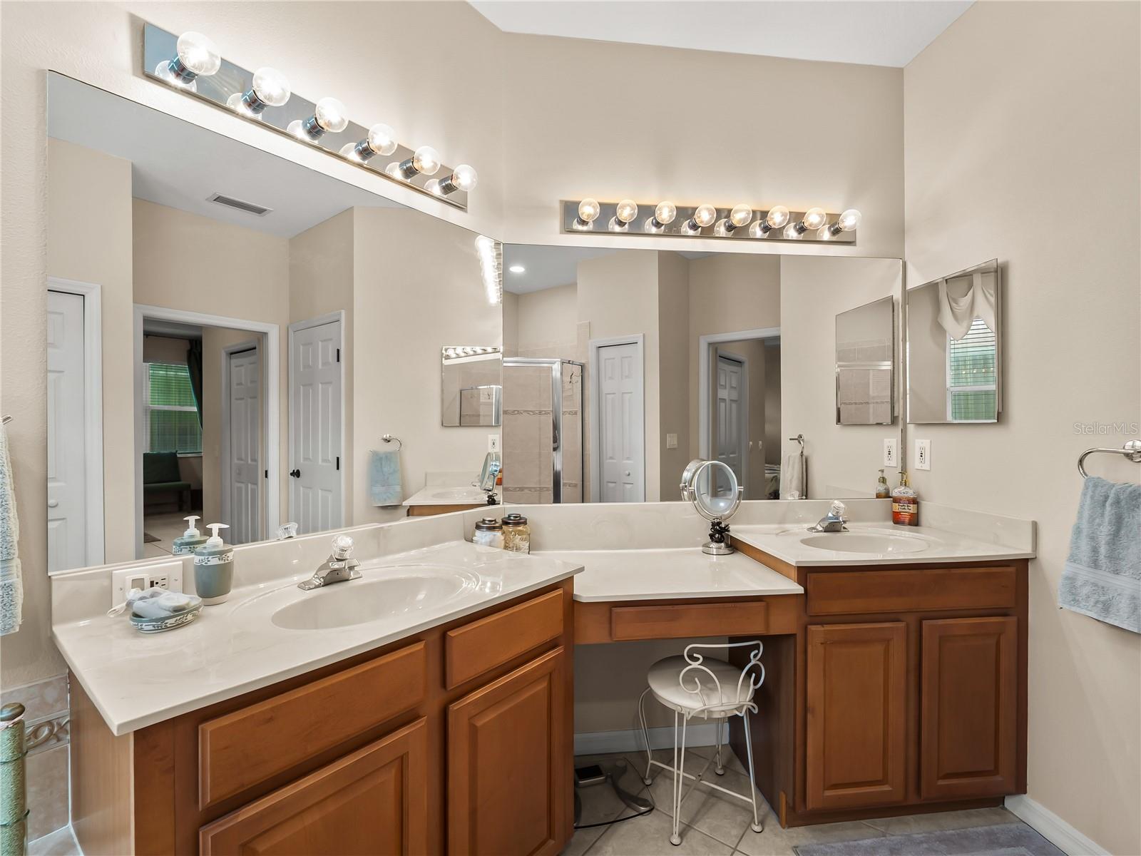 5130 Laurel Oak Ct Property Photo 33