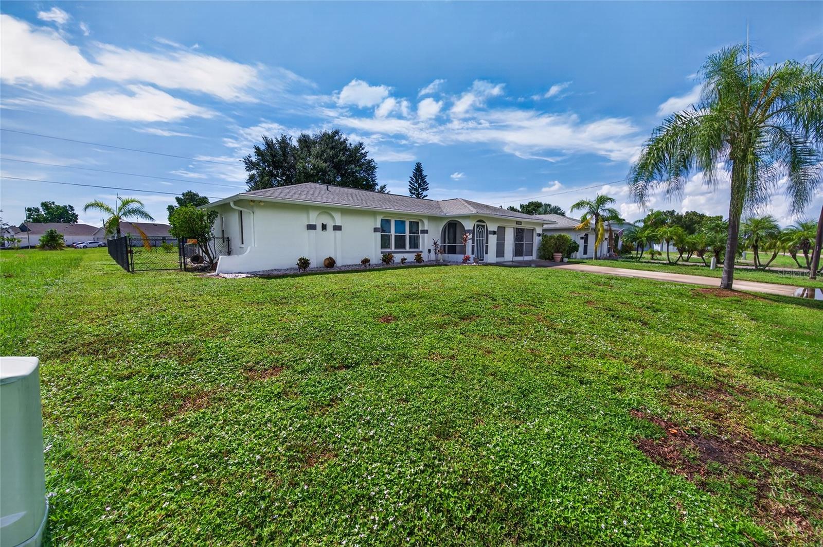 25321 Doredo Dr Property Photo 58