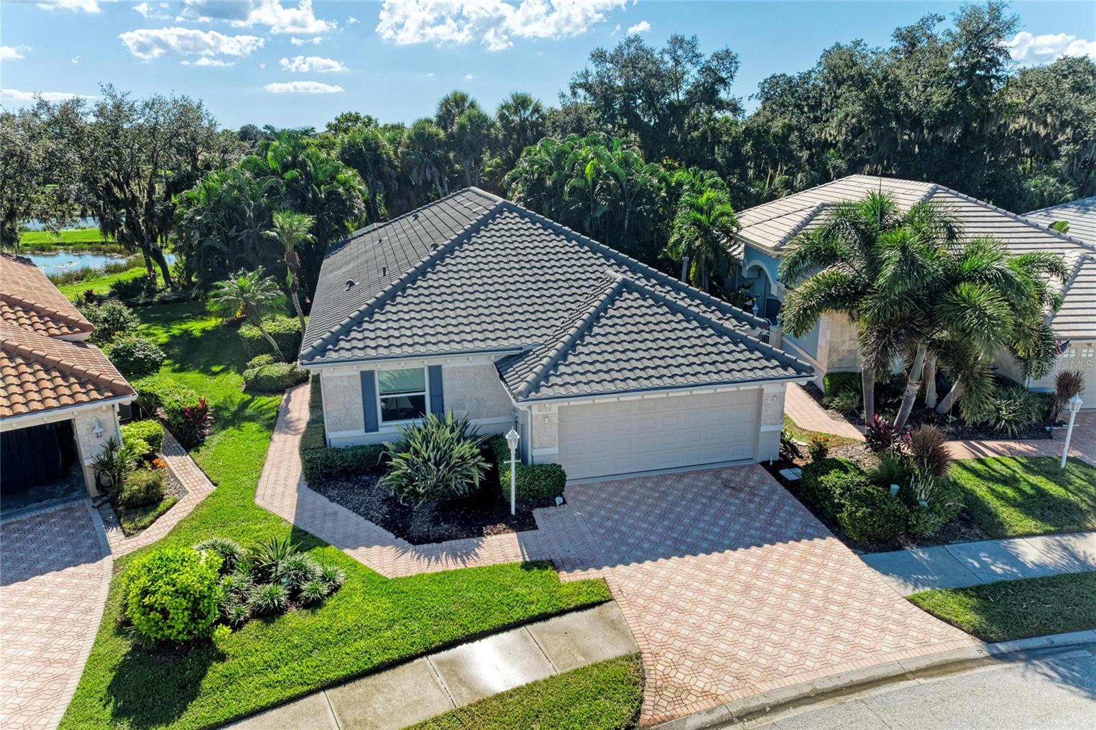 8352 CANARY PALM CT Property Photo 1