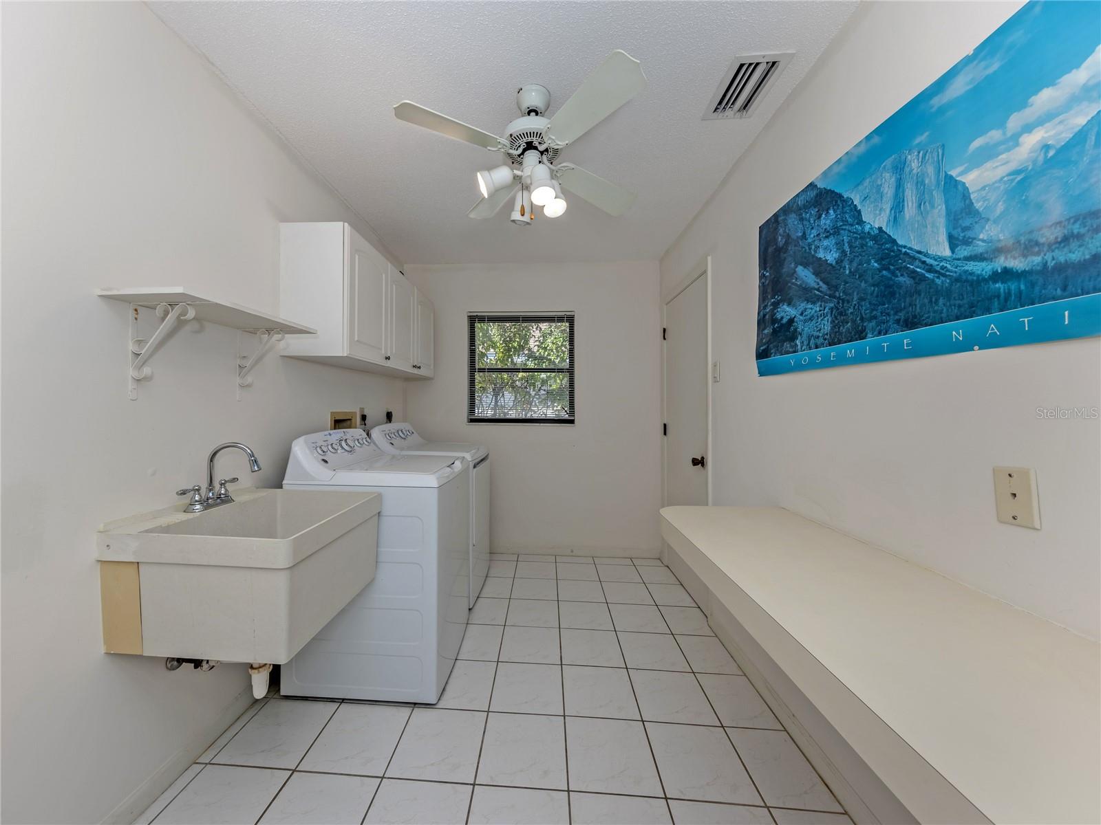 1612 Vikki Ct Property Photo 20