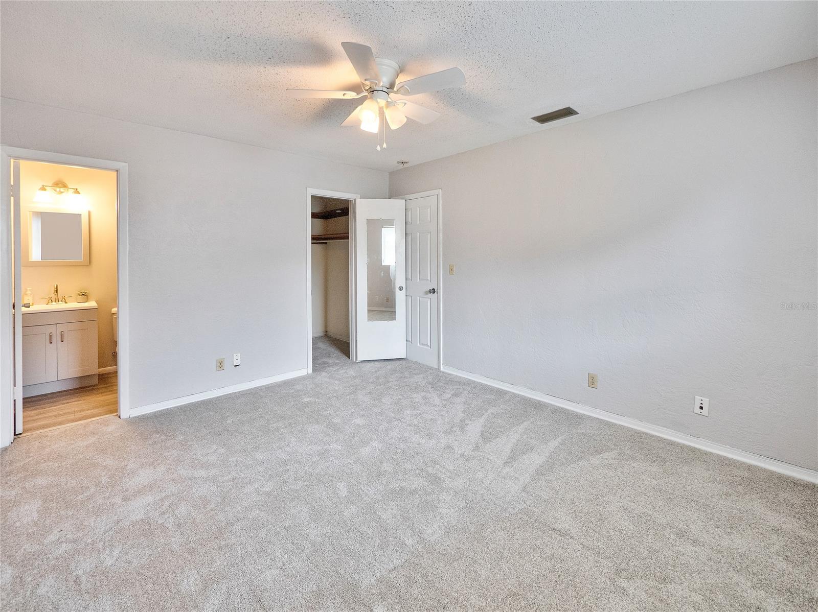 NS1060320 Property Photo 10