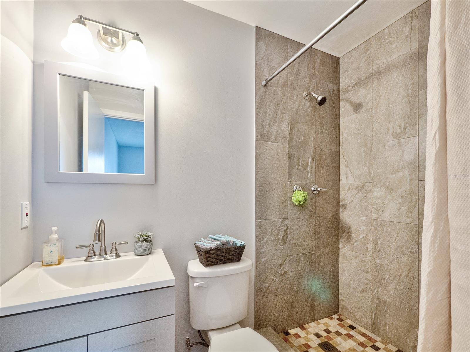 NS1060320 Property Photo 12